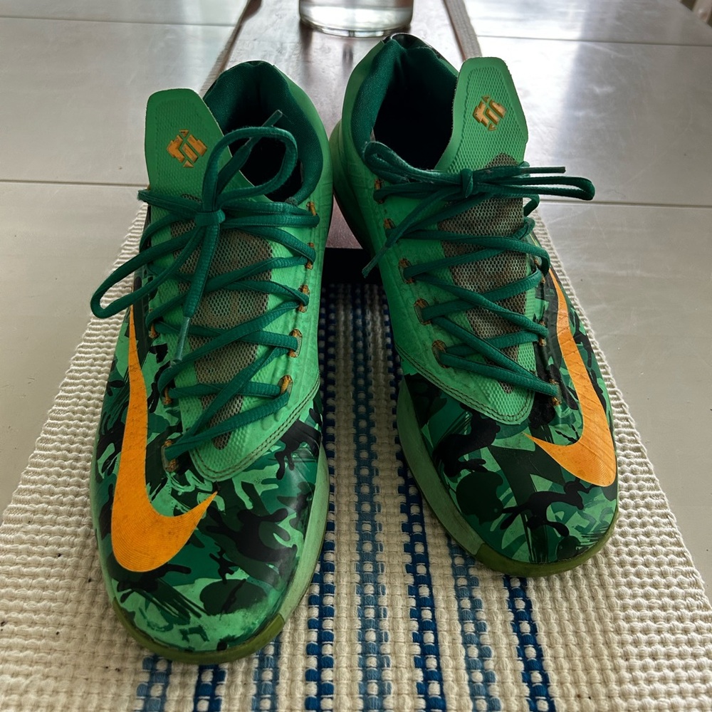 Nike Kevin Durant KD Sneaker Green Black Yellow 10.5 10 1/2 Used